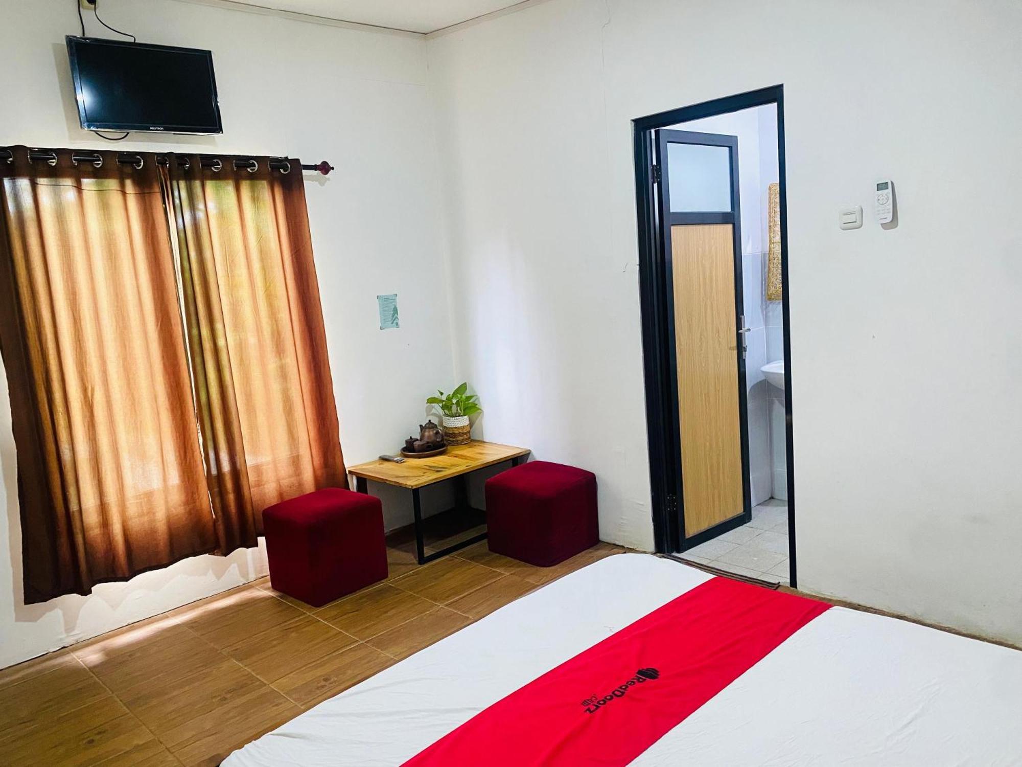 Reddoorz Syariah Near Wisata Durensewu Pandaan Jetak Екстериор снимка