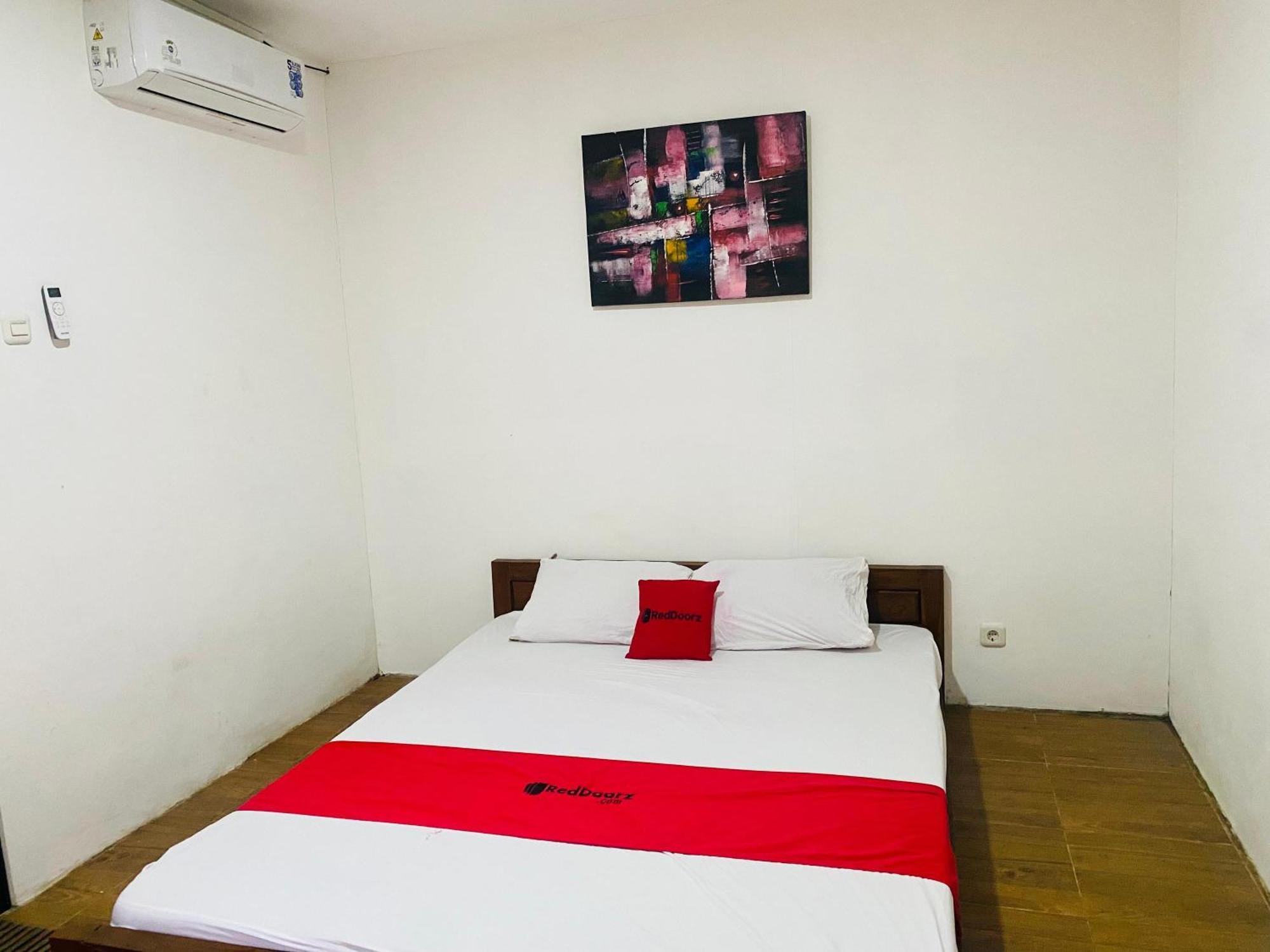 Reddoorz Syariah Near Wisata Durensewu Pandaan Jetak Екстериор снимка